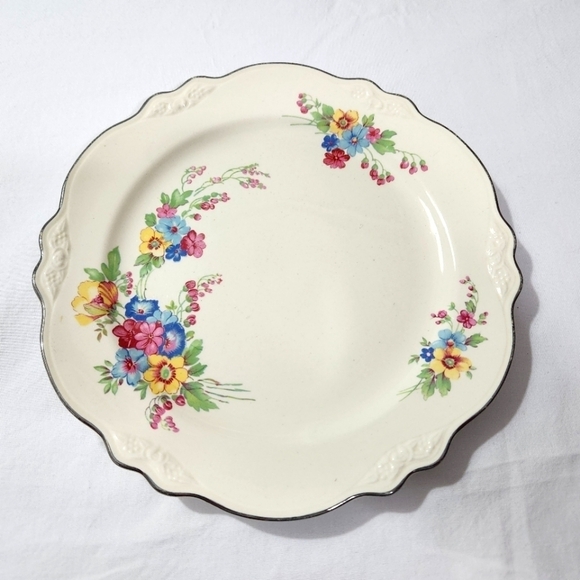 2 Vintage Homer Laughlin Virginia Rose Luncheon Plates L46 N8 Cottage Fairy Fine - Picture 4 of 16